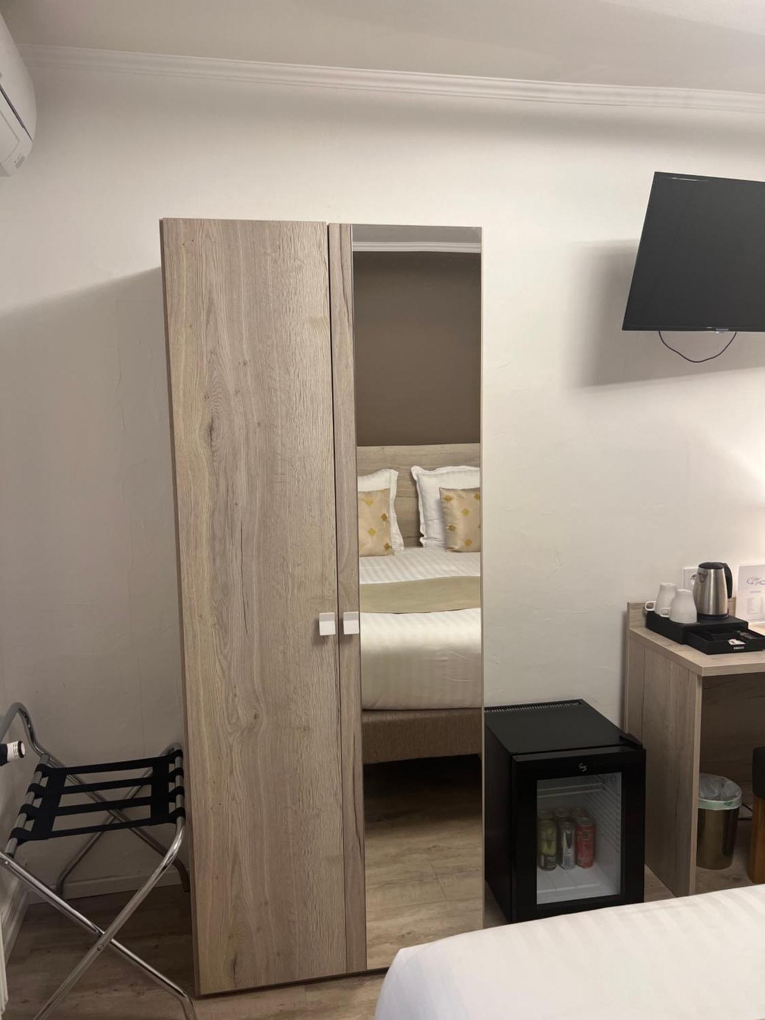 Hotel Du Golfe Sete-Balaruc Eksteriør billede